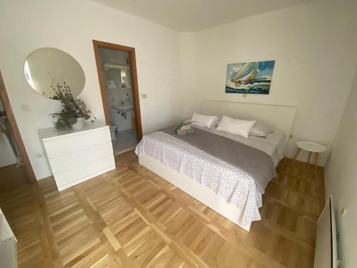 Apartment And Room Hoselito Makarska Dış mekan fotoğraf